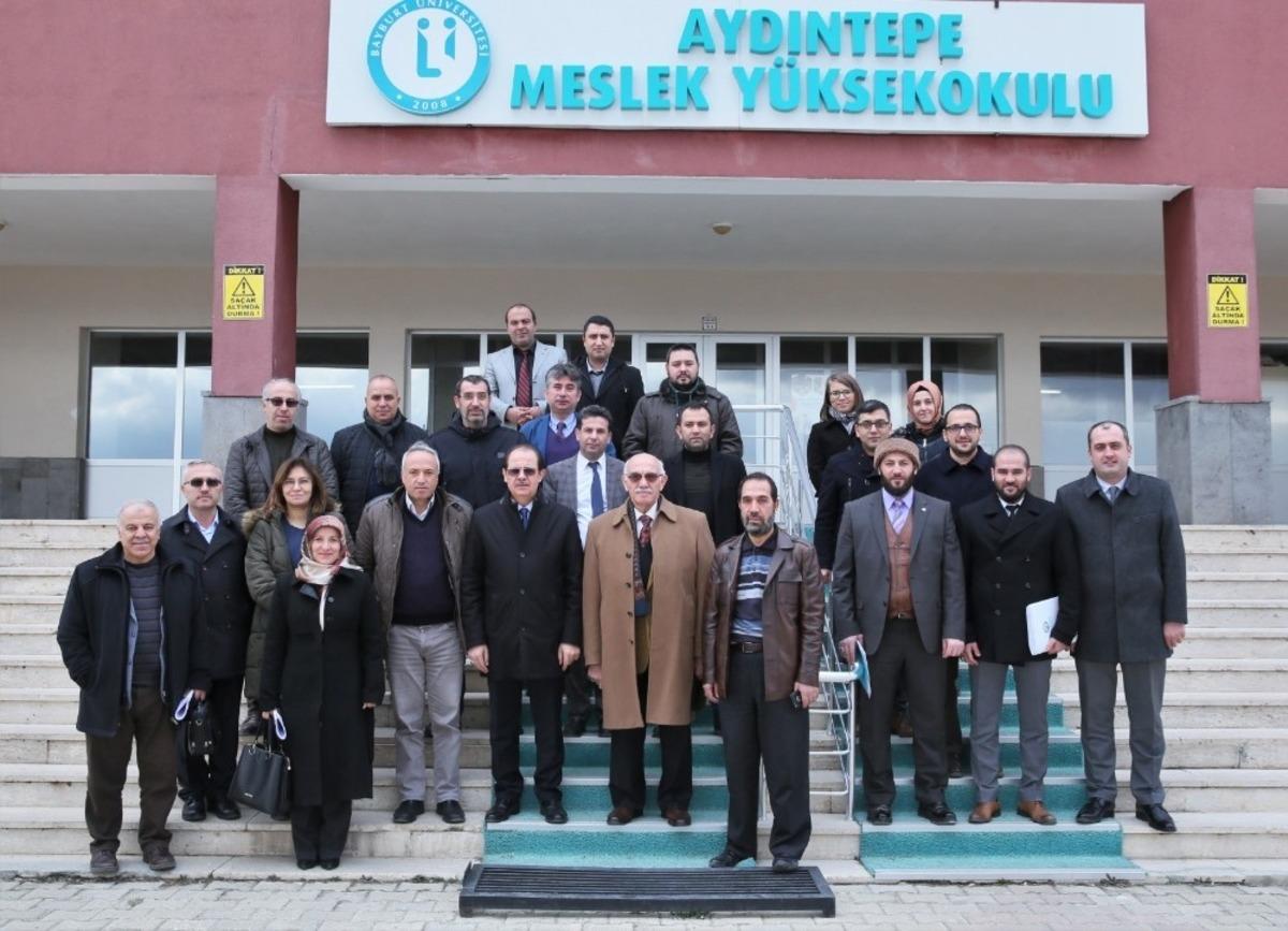 Bayburt &Uuml;niversitesi Senatosu Aydıntepe&rsquo;de &ouml;ğrencilerle buluştu
