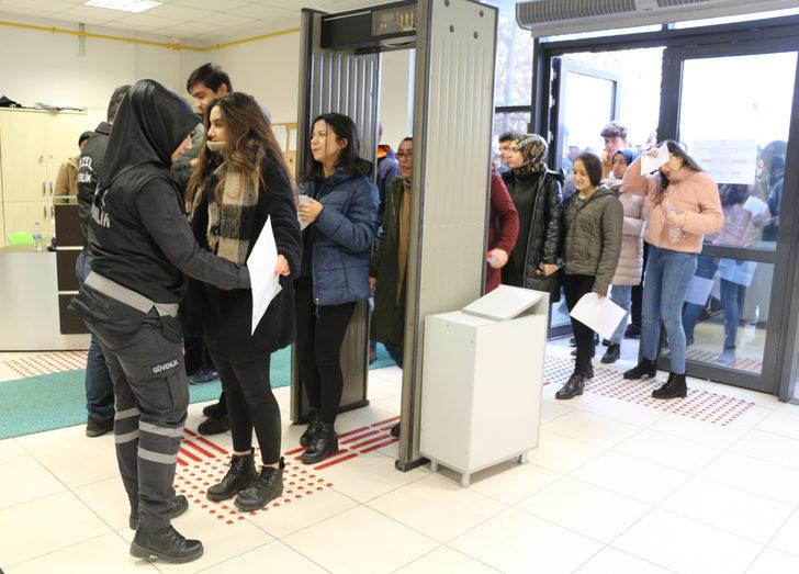 Deneme YKS'ye geç kalanlar alınmadı G5