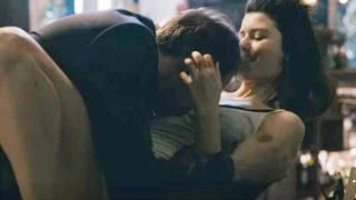 Yeni Akit’ten tepki çeken başlık! Beren Saat'i hedef gösterdiler