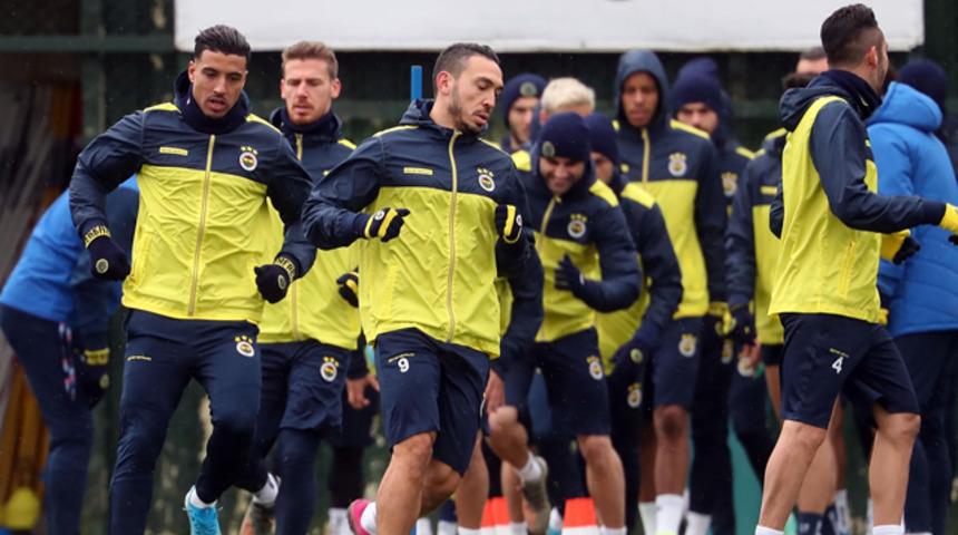 Fenerbahçe'nin Çaykur Rizespor maçı kadrosu belli oldu