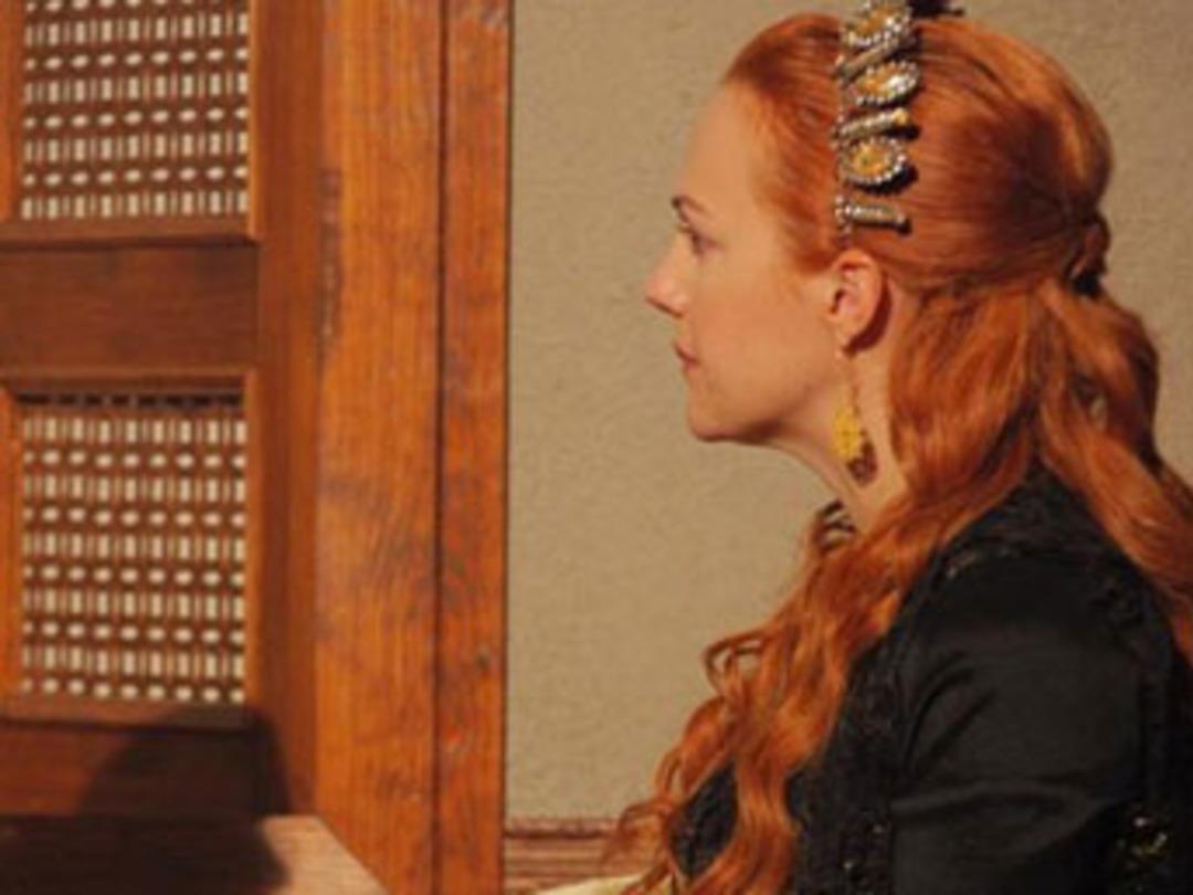 H&uuml;rrem Sultan T&uuml;rkiye'ye d&ouml;nm&uuml;yor