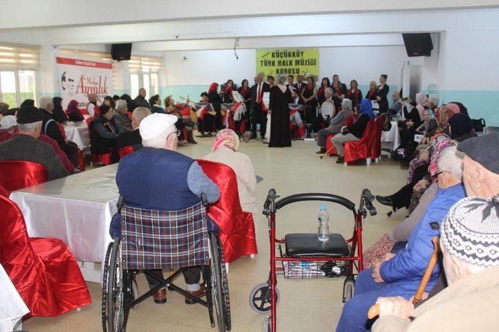 Balıkesir Huzurevi sakinlerine yılbaşı konseri G3