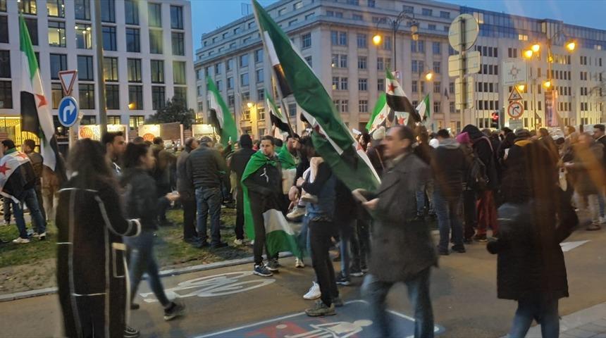 Brüksel'de İdlib'e yönelik saldırılar protesto edildi