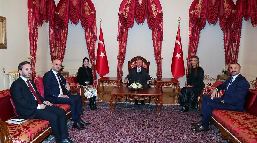 Hande Yener ve Demet Akalın'dan Cumhurbaşkanı Erdoğan'a ziyaret!