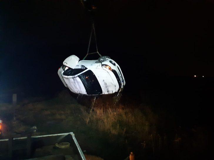 İzmir’de otomobil metrelerce yükseklikteki köprüden uçtu! G2