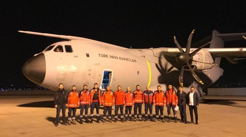 Somali’ye 20 kişilik sağlık ekibi taşıyan Uçan Kale, Ankara’dan havalandı