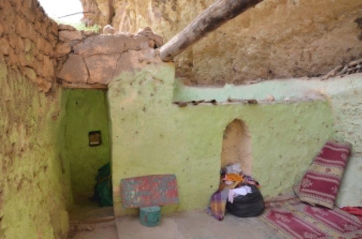 Batman'da her yıl yüzlerce adak adanan türbe boş çıktı!  G3