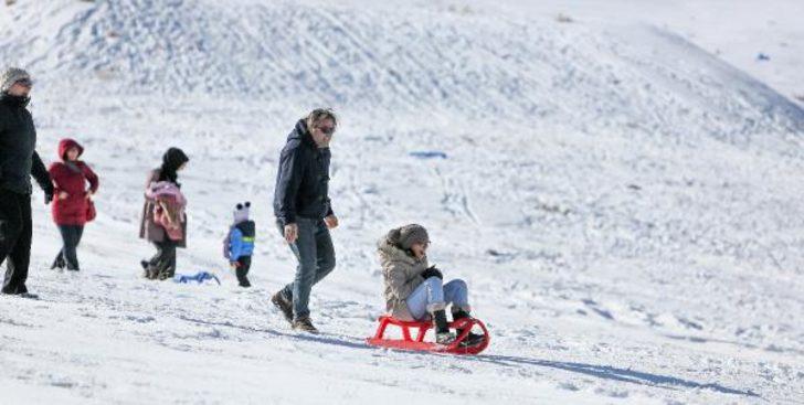 Antalya'da iki farklı mevsim! Kar ve deniz keyfi bir arada  G4