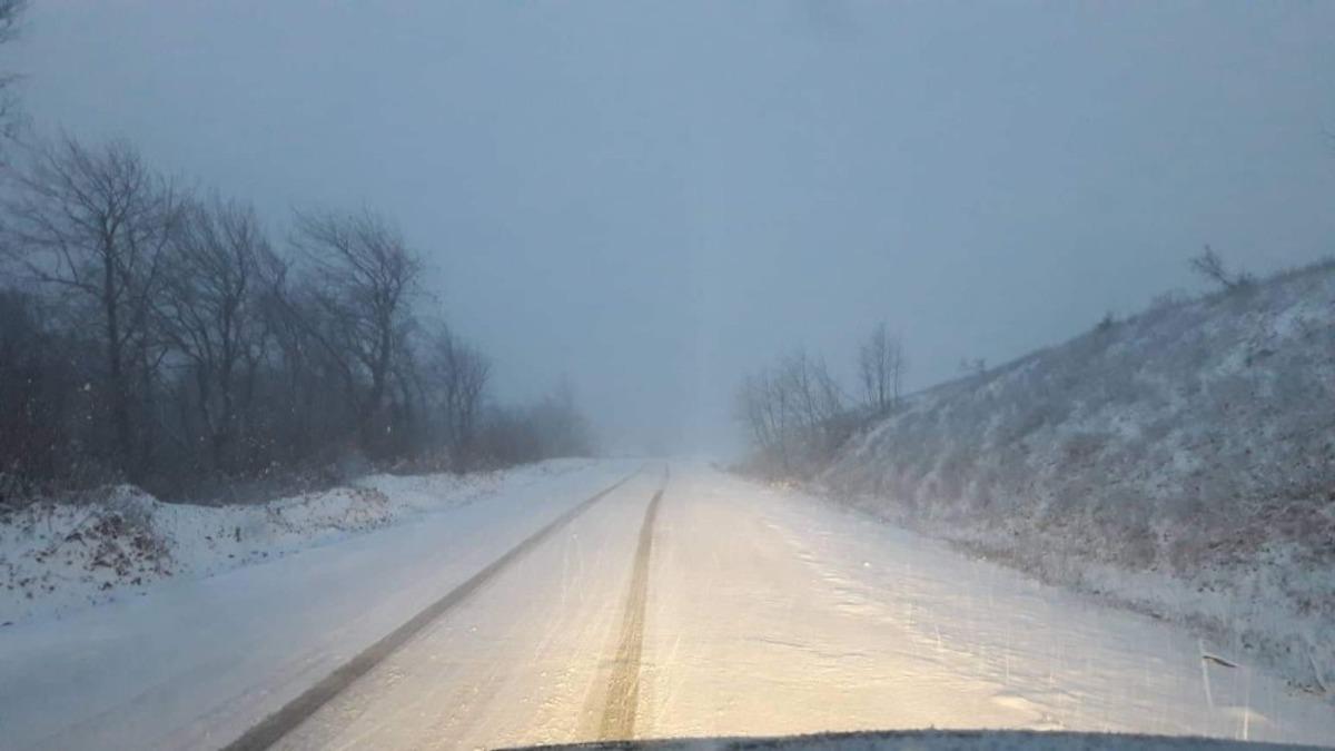 &Ccedil;anakkale beyaza b&uuml;r&uuml;nd&uuml;