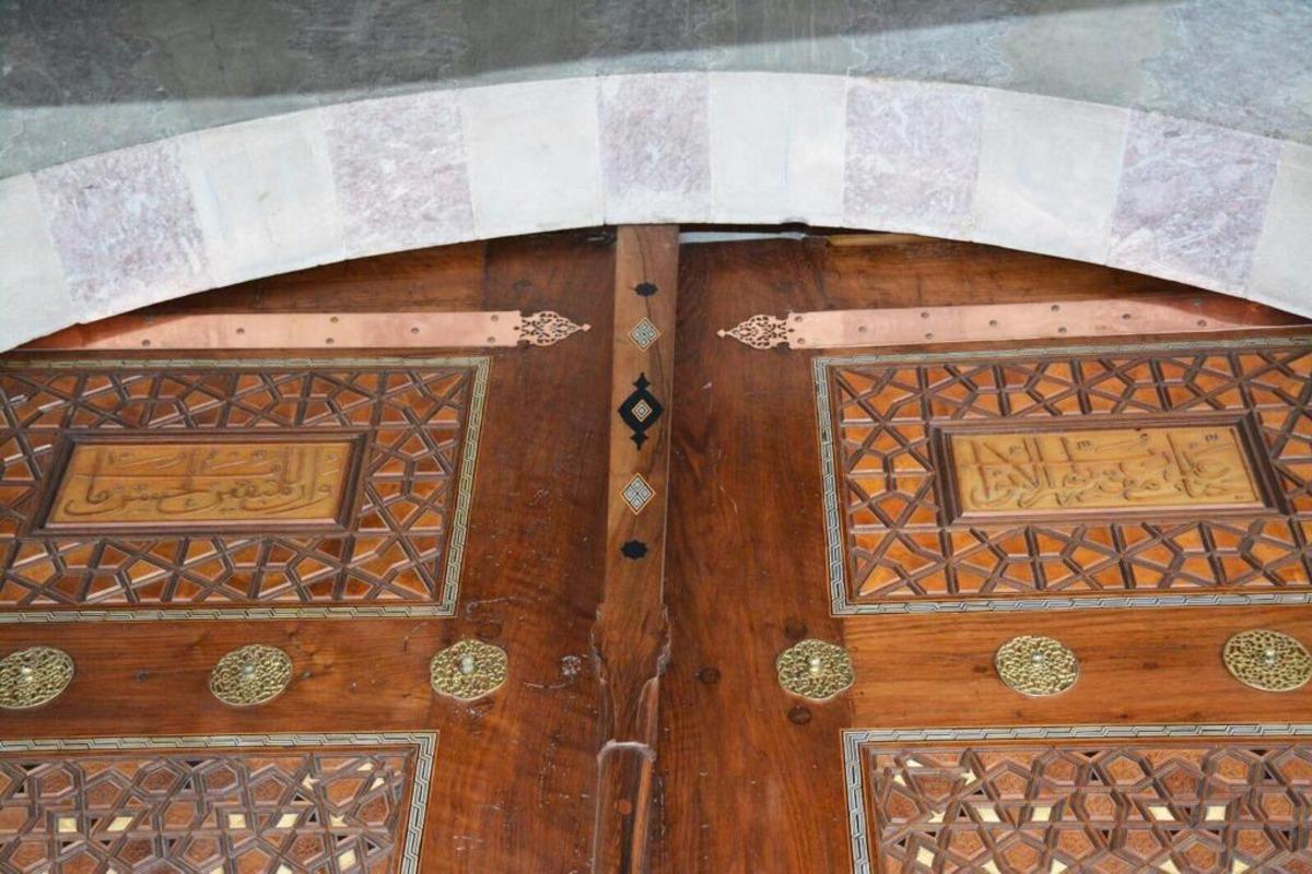 S&uuml;leymaniye Camii'nde b&uuml;y&uuml;k hata! Değiştirilemiyor