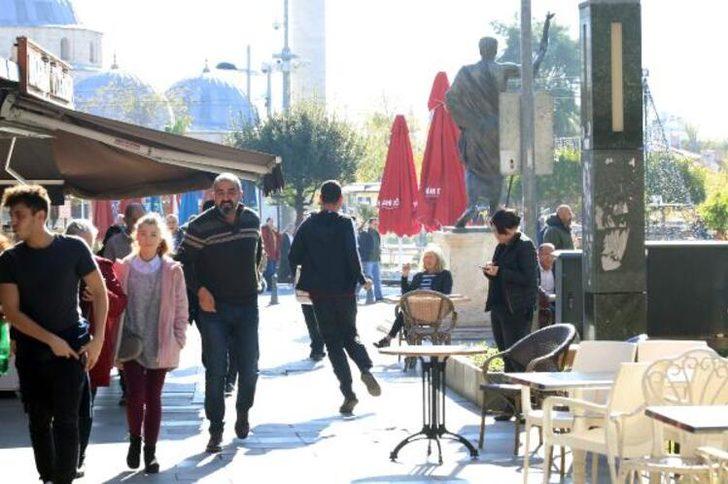 Zabıta ekiplerine yakalanan dilenci  'İmdat, beni bırakın' diye ağladı G5