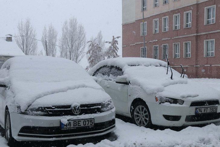 Bitlis’te 35 köy yolu ulaşıma kapandı G4