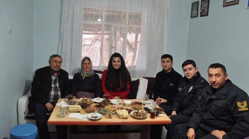 Kaymakam Karataş&rsquo;tan gazilere ziyaret