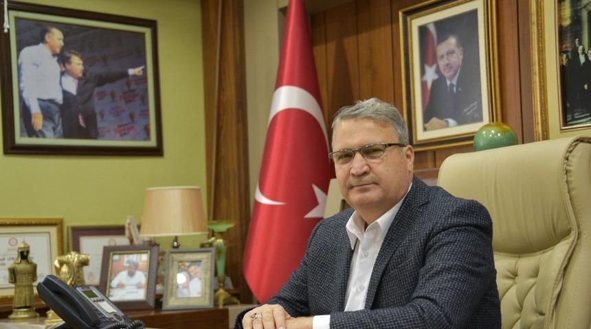 Başkan &Ccedil;er&ccedil;i&rsquo;den yerli otomobile tam destek