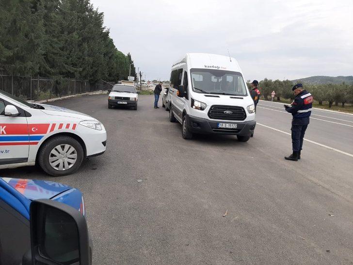 Balıkesir’de jandarma aranan 27 kişiyi yakaladı G3