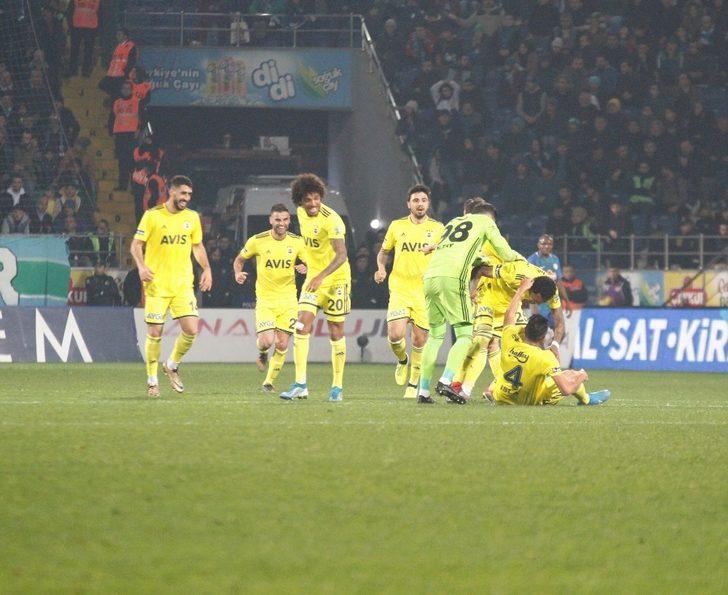 ÖZET | Çaykur Rizespor - Fenerbahçe maç sonucu: 1-2 G1
