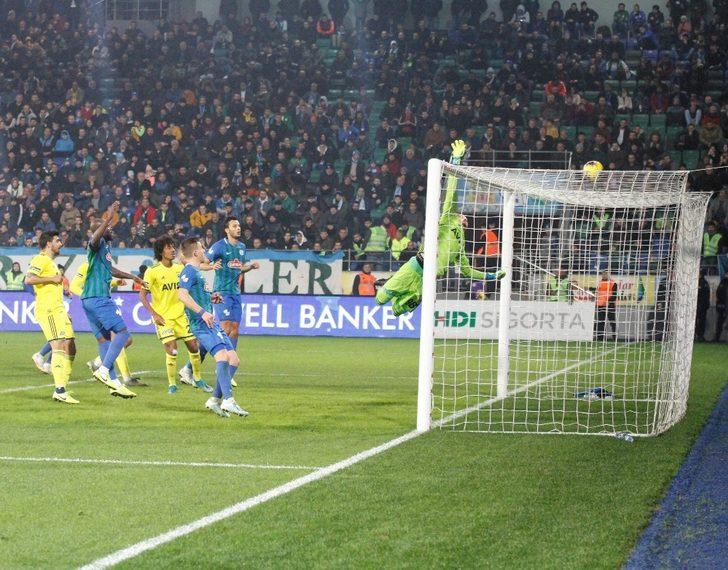 ÖZET | Çaykur Rizespor - Fenerbahçe maç sonucu: 1-2 G3
