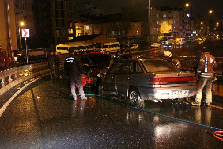 İstanbul'da feci kaza! Ters yöne giren lüks araç otoyolu savaş alanına çevirdi! G3