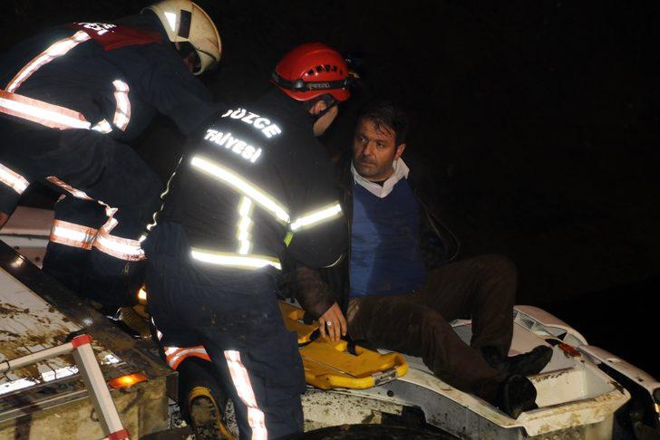 Kamyon şoförü vinçle kurtarıldı 'Ehliyetim gitti' diye feryat etti G1