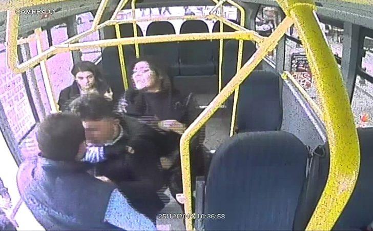 İstanbul'da minibüste 'taciz' iddiası! O anlar böyle görüntülendi G1