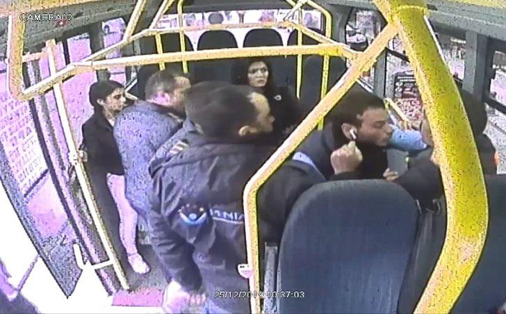 İstanbul'da minibüste 'taciz' iddiası! O anlar böyle görüntülendi G5