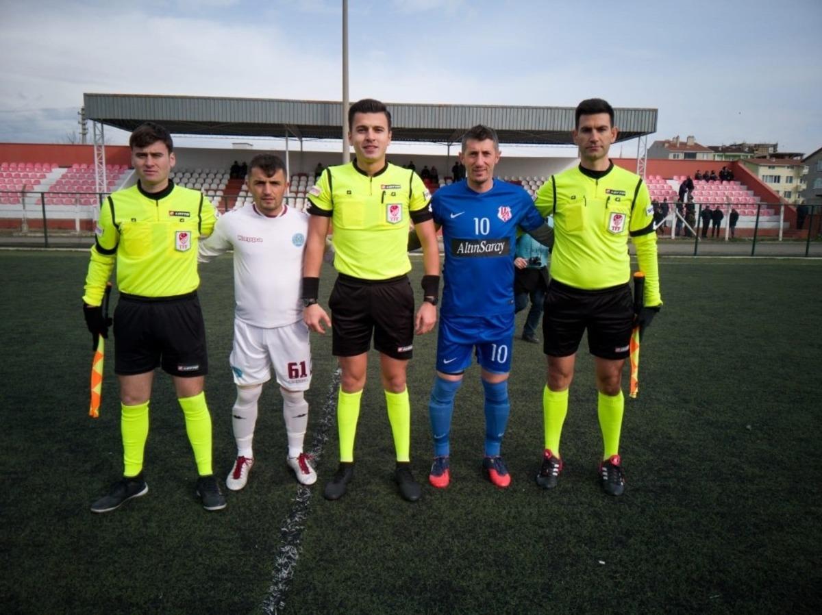 Lider 3 puanı 3 golle aldı