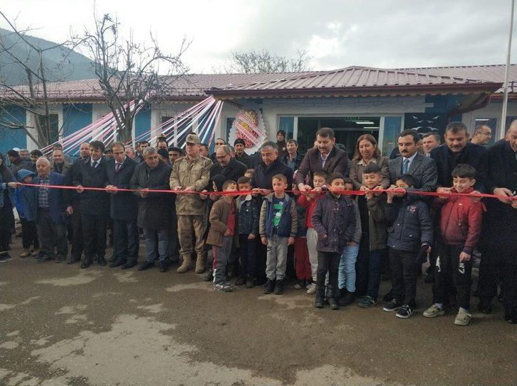 DAP’ın desteğiyle yapılan, Akıncılar Halk Kütüphanesi hizmete açıldı G1