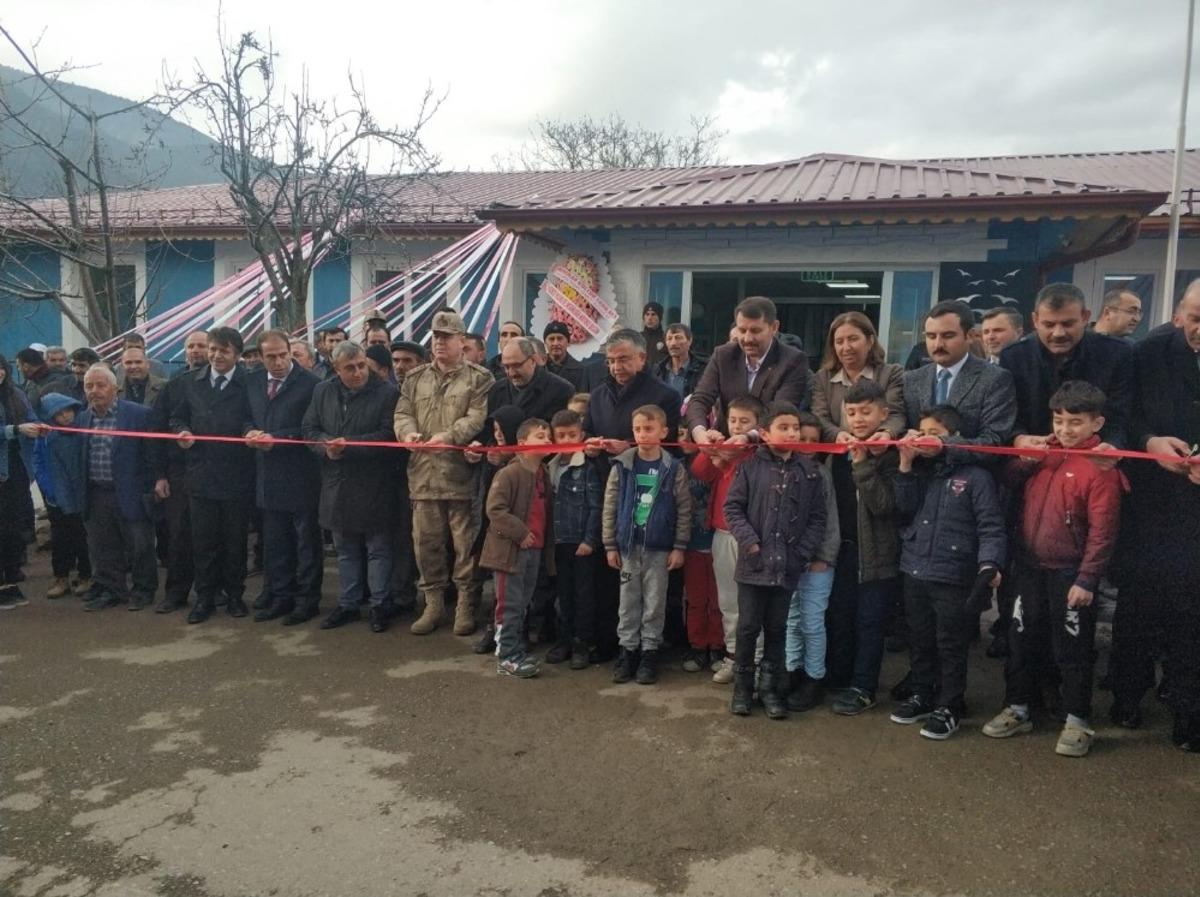 DAP&rsquo;ın desteğiyle yapılan, Akıncılar Halk K&uuml;t&uuml;phanesi hizmete a&ccedil;ıldı