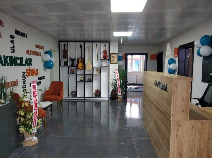 DAP’ın desteğiyle yapılan, Akıncılar Halk Kütüphanesi hizmete açıldı G4