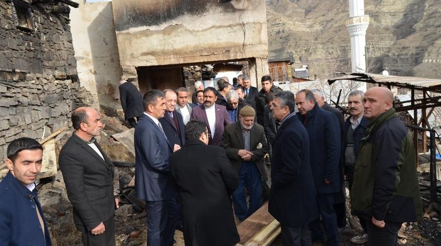 Başkan Karataş&rsquo;tan ge&ccedil;miş olsun ziyareti