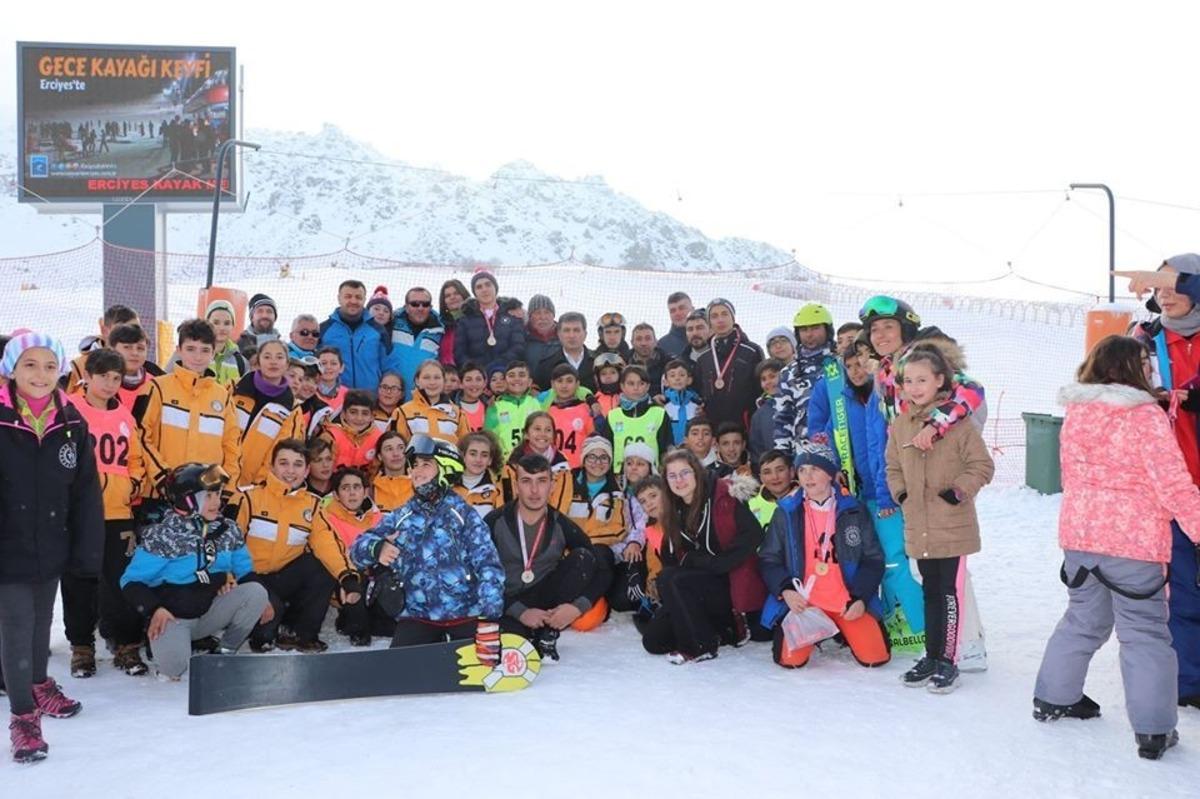 Alp Disiplinli B&uuml;y&uuml;k Slalom  yarışmaları sona erdi