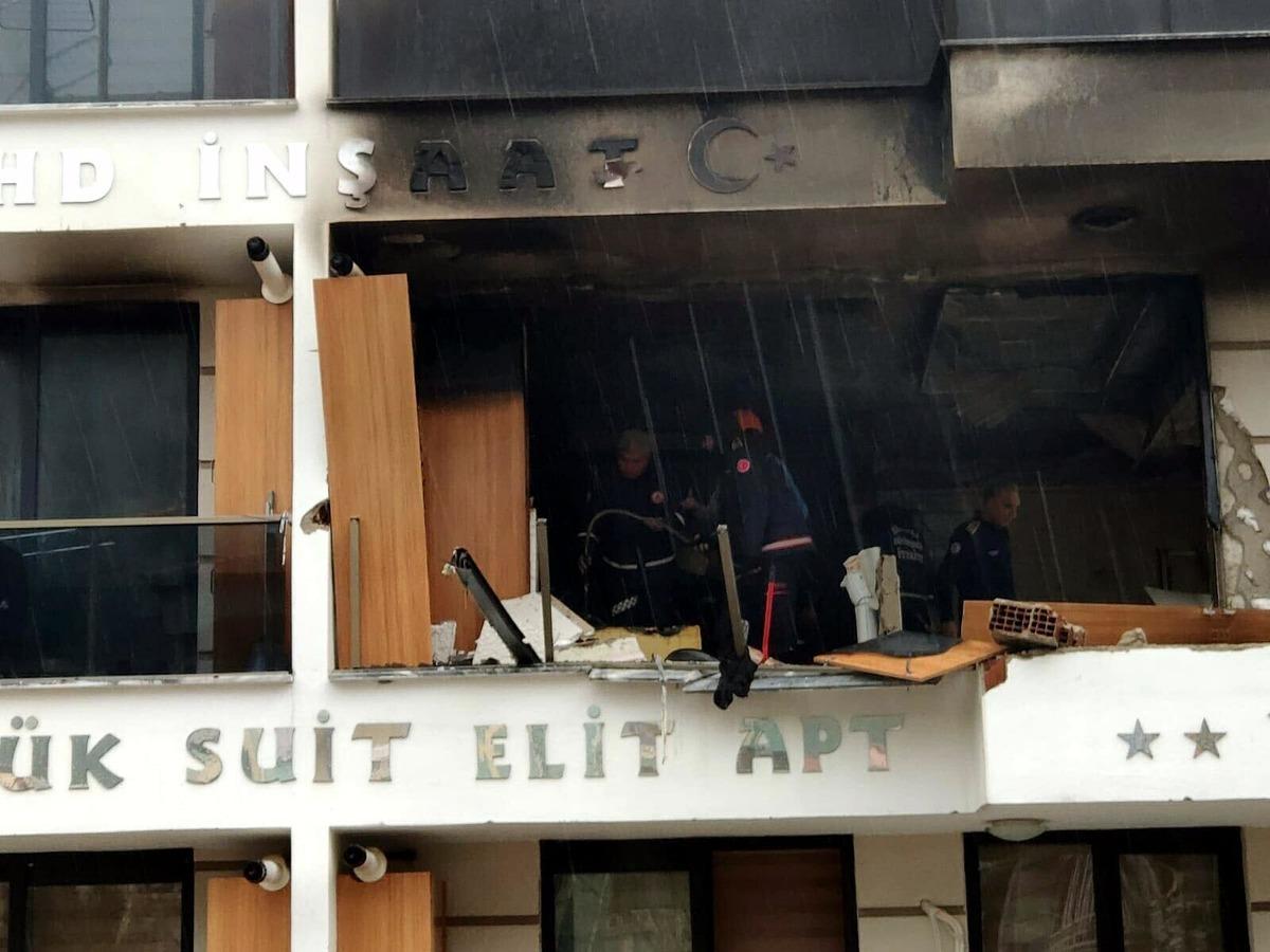 Denizli'de bir evde doğal gaz patlaması: Yaralılar var