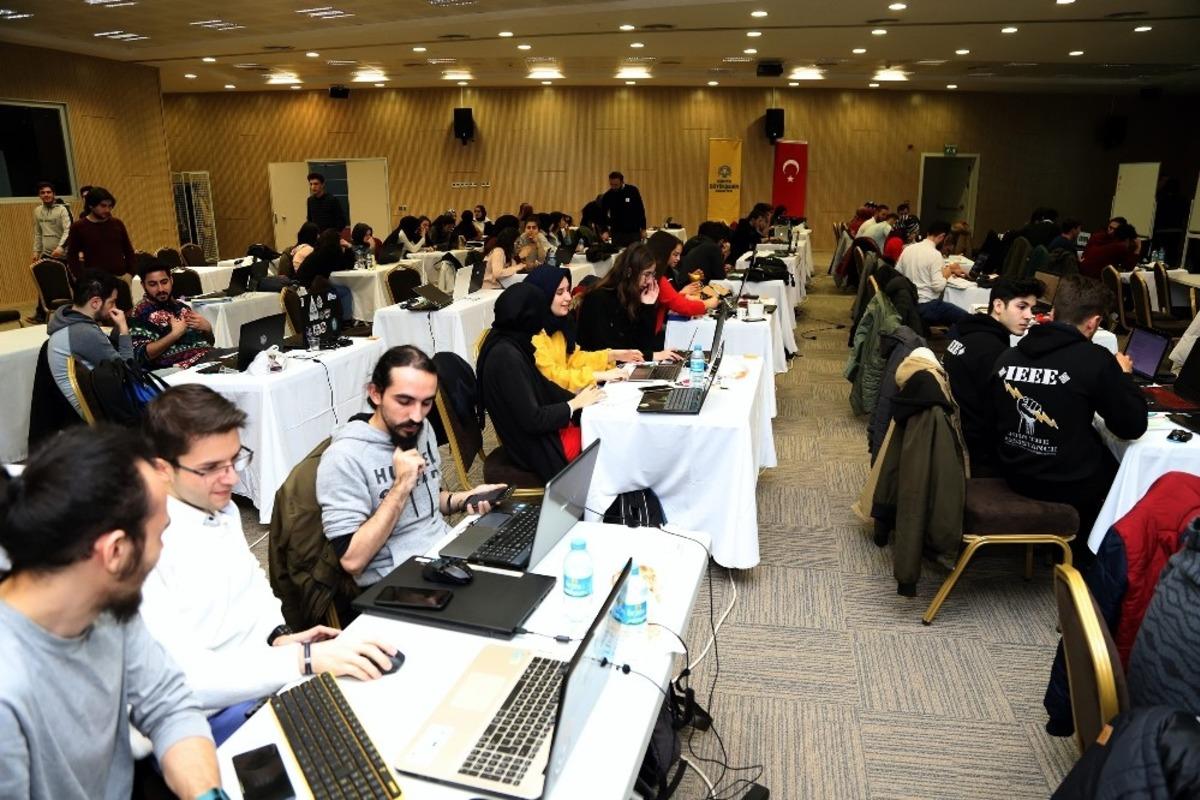 Konya Bilim Merkezinde &lsquo;Akıllı Şehir Hackathon&rsquo; etkinliği yapıldı