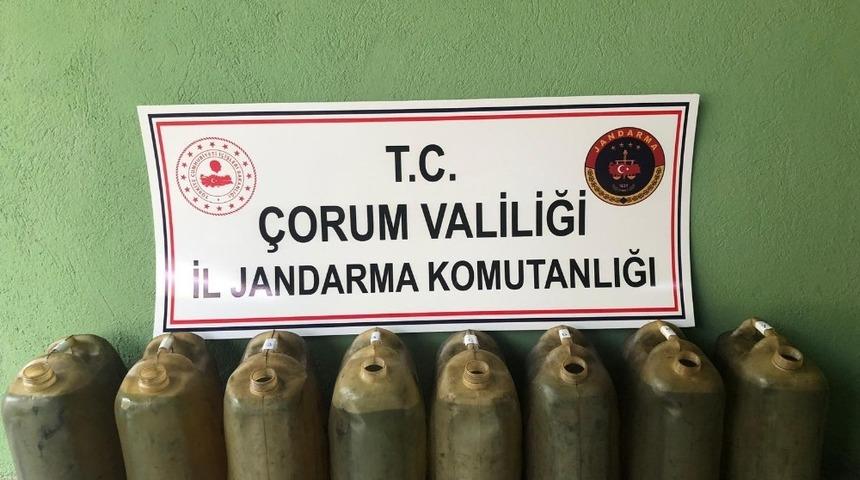 Jandarma&rsquo;dan ka&ccedil;ak akaryakıt operasyonu