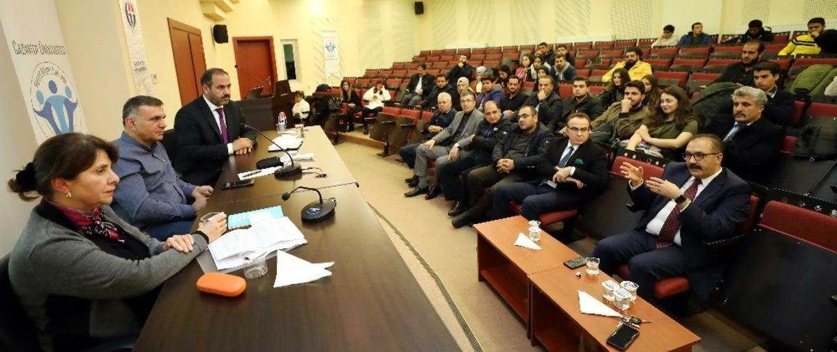 GA&Uuml;N&rsquo;de &lsquo;Yeni T&uuml;rkiye, Yeni Ortadoğu ve Yeni D&uuml;nya D&uuml;zeni&rsquo; paneli