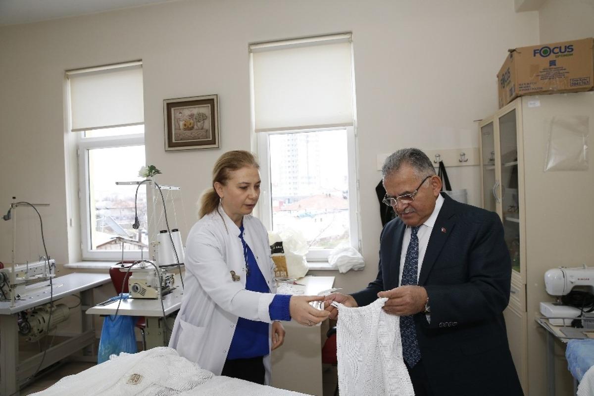 Başkan&rsquo;dan esnaflara s&uuml;rpriz ziyaret