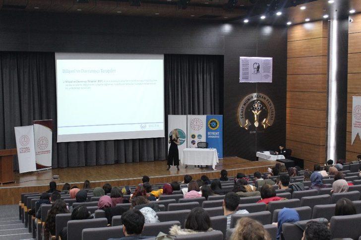 570 rehber öğretmene PDR eğitimi verildi G2