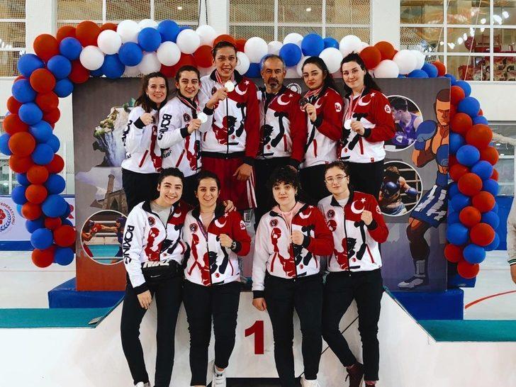 Karabüklü boksörler Erzurum’dan 4 madalya ile döndü G3