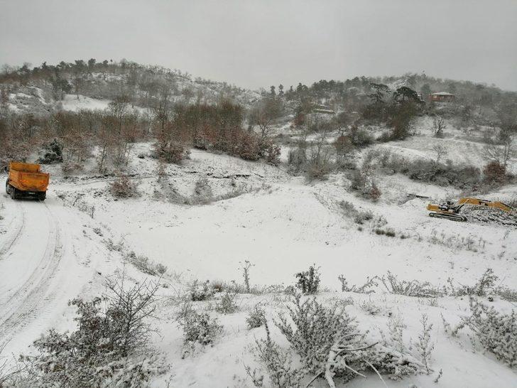Sındırgı’nın yüksek kesimleri karla kaplandı G1