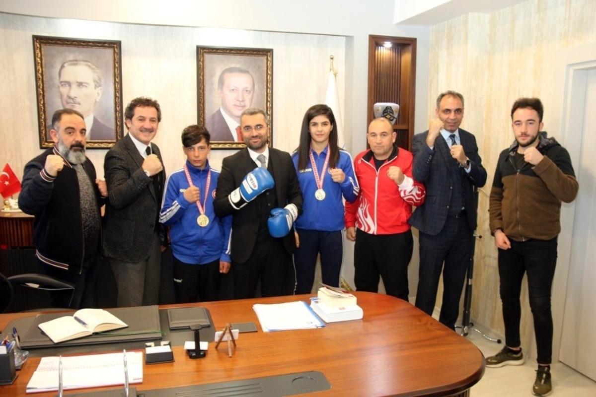 Milli boks&ouml;rlerden Başkan Say&rsquo;a teşekk&uuml;r ziyareti