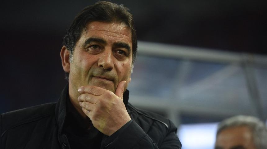 Göztepe, teknik direktör Ünal Karaman ile prensip anlaşmasına vardı