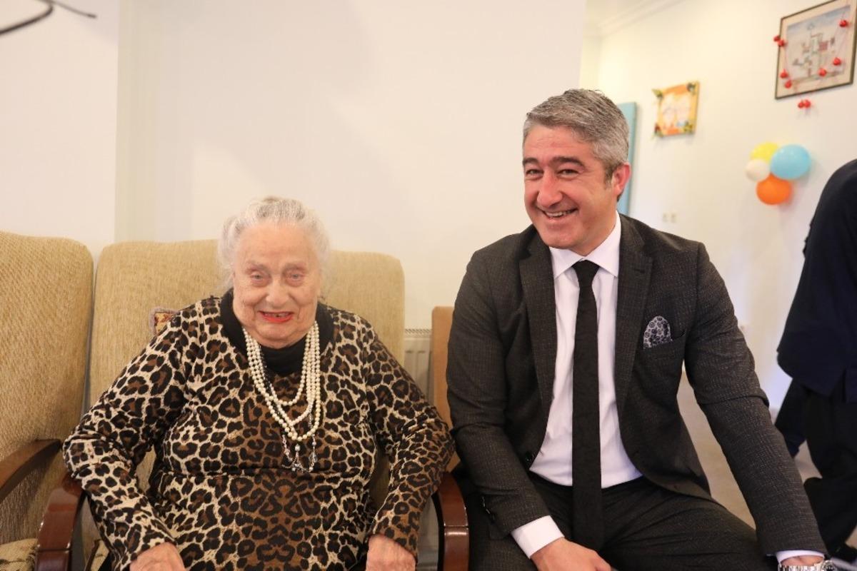 Marmaris Huzurevi&rsquo;nde erken yılbaşı