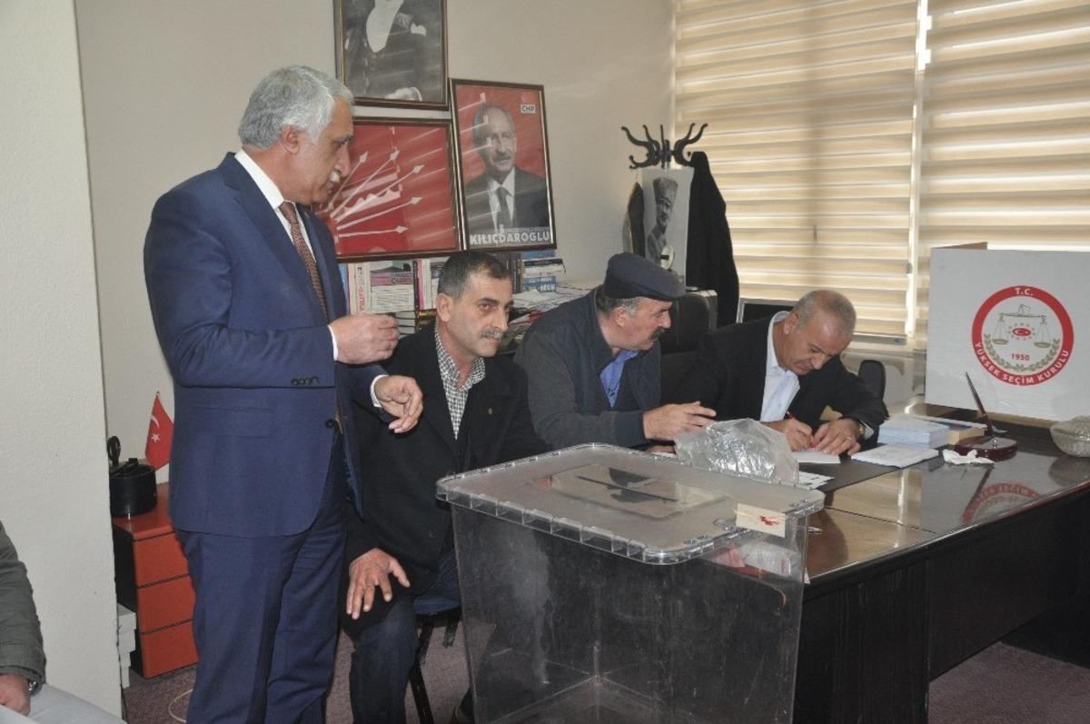 Başkan Onuler g&uuml;ven tazeledi