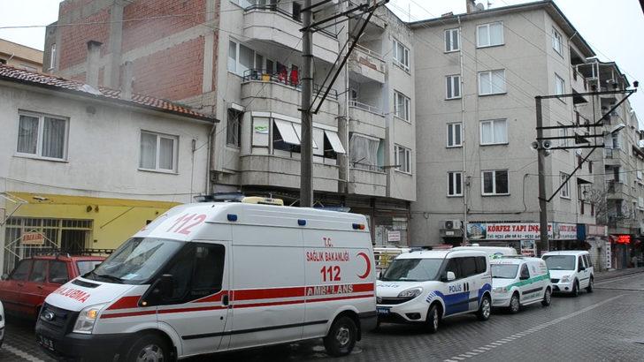 Balıkesir'de 20 yaşındaki Selin evinde ölü olarak bulundu G3