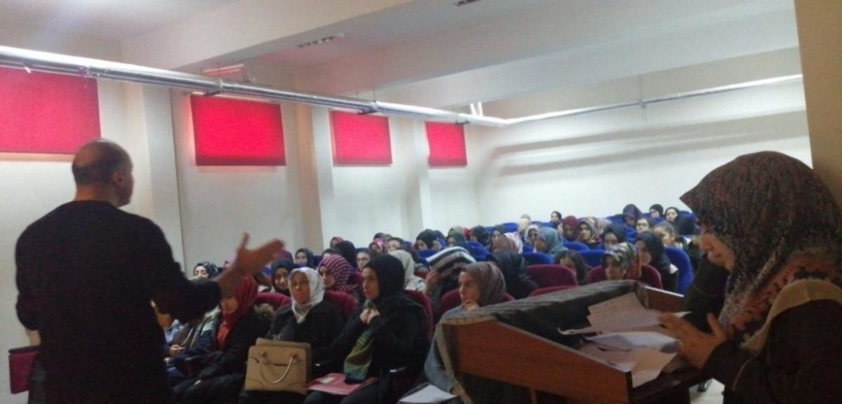 &Ouml;ğrenciler arasında okuma yarışması d&uuml;zenlendi