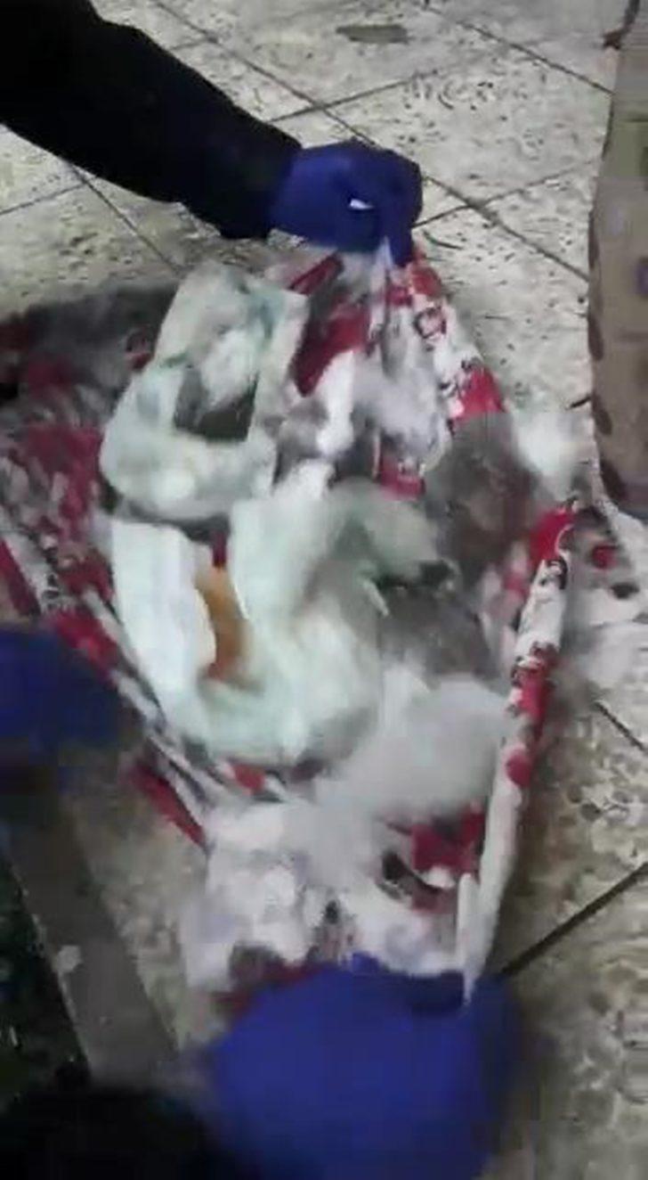 Uyuşturucuyu bebek bezine saklamışlar! Yılbaşı öncesi şok baskın! G2