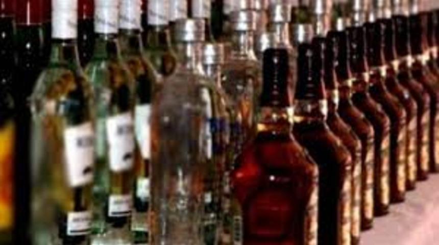 Yılbaşında piyasaya s&uuml;receklerdi! Tam 272 litre ka&ccedil;ak i&ccedil;ki ele ge&ccedil;irildi