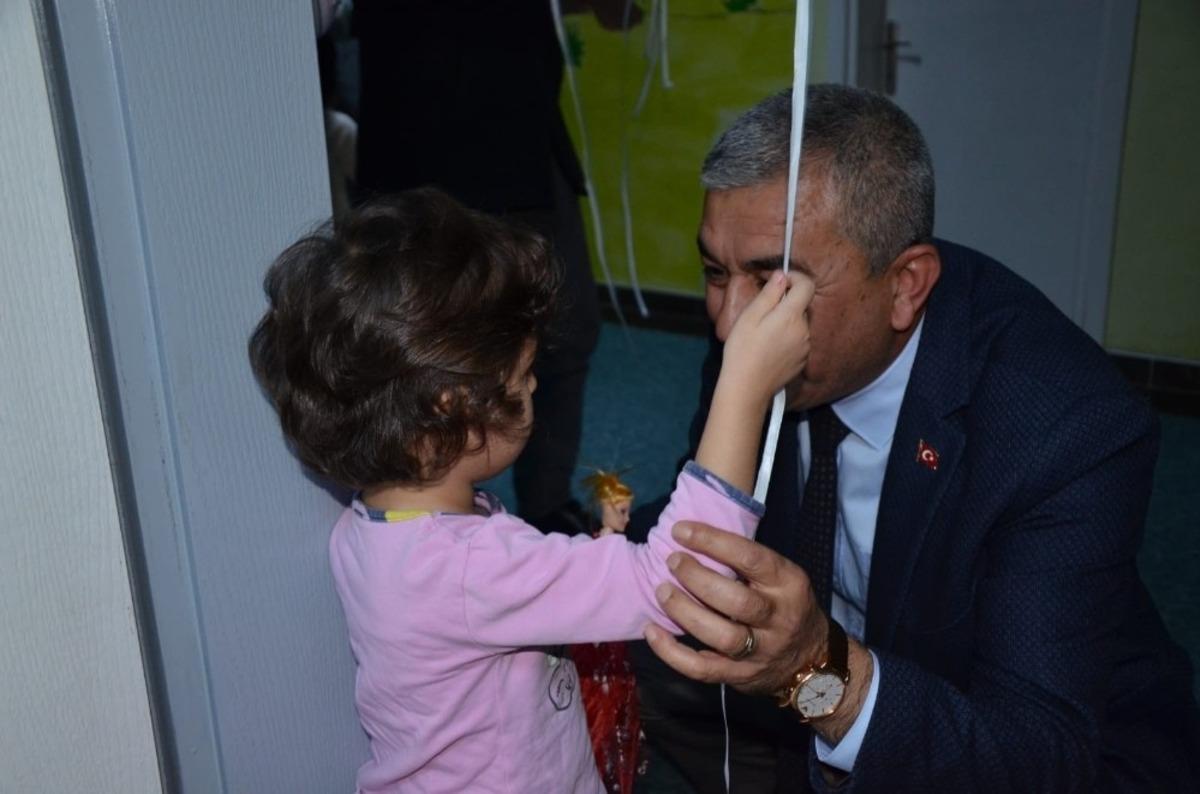 Başkan Kaplan, yeni yılda &ccedil;ocukları unutmadı