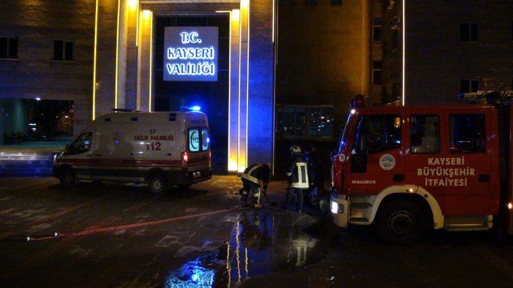 Üzerine benzin döküp kendisini yakmak istedi! G2