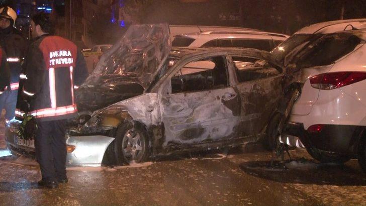 Ankara'da korku dolu anlar! Yanan otomobilden canlarını son anda kurtardılar G5